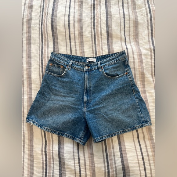Women’s Zara Mom Denim Shorts - Picture 1 of 3